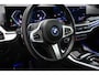 BMW X5 xDrive50e | PANORAMADAK | ACHTERBANKVERWARMING | INDIVIDUAL VOLLEDER MERINO | HEAD UP | 360 CAMERA | MAXTON | 22"