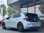 Volkswagen ID.3 Limited Edition 52 kWh | Origineel NL | 1e Eigenaar | BTW Voertuig | Navigatie | Apple Carplay | Android Auto | Lane Assistent | Adaptieve Cruise Control | Climate Control | FACELIFT | Groot Multi Media | Two-Tone Kleurstelling |