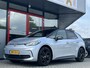 Volkswagen ID.3 Limited Edition 52 kWh | Origineel NL | 1e Eigenaar | BTW Voertuig | Navigatie | Apple Carplay | Android Auto | Lane Assistent | Adaptieve Cruise Control | Climate Control | FACELIFT | Groot Multi Media | Two-Tone Kleurstelling |