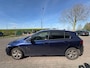 Volkswagen Golf 1.5 TSI Life 130 PK| Dealeronderhouden | Navigatie | Stoelverwarming | Stuurwielverwarming | Parkeersensoren Voor & Achter | Privacy Glass | Apple Carplay | Android Auto
