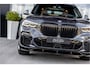 BMW X5 M50i Executive - Grijs Kenteken | M Sport | Panorama | Memory | 360 Camera