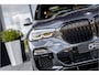 BMW X5 M50i Executive - Grijs Kenteken | M Sport | Panorama | Memory | 360 Camera