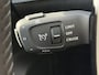 Peugeot 2008 100 Pk Benzine * Hele Luxe Allure * Navigatie * Voor- en Achter Parkeer Camera en Sensoren * L.M. Velgen * Dodehoekbewaking * Keyless Start & Entry * Draadloos Apple Carplay /* Android Auto * Vingerhoets; Vierde Generatie Eersteklas Service. Al meer dan 100 jaar een begrip in de Brabantse Kempen.