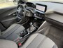 Peugeot 2008 100 Pk Benzine * Hele Luxe Allure * Navigatie * Voor- en Achter Parkeer Camera en Sensoren * L.M. Velgen * Dodehoekbewaking * Keyless Start & Entry * Draadloos Apple Carplay /* Android Auto * Vingerhoets; Vierde Generatie Eersteklas Service. Al meer dan 100 jaar een begrip in de Brabantse Kempen.