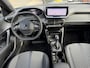 Peugeot 2008 100 Pk Benzine * Hele Luxe Allure * Navigatie * Voor- en Achter Parkeer Camera en Sensoren * L.M. Velgen * Dodehoekbewaking * Keyless Start & Entry * Draadloos Apple Carplay /* Android Auto * Vingerhoets; Vierde Generatie Eersteklas Service. Al meer dan 100 jaar een begrip in de Brabantse Kempen.