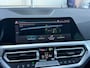 BMW 3-Serie 320e | Business Plus | Leer | Schuifdak | Navi | Camera