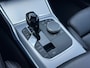 BMW 3-Serie 320e | Business Plus | Leer | Schuifdak | Navi | Camera