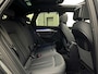 Audi Q5 300pk Hybrid S-Line | Luchtvering | Panorama | ACC | B&O Sound | Massage | Trekhaak | Matrix-LED | Head-Up | Sfeerverlichting | Leder | ISO-Glas | 3-Zone Clima | Standkachel | Bekerhouder Koeling/Verwarming | Stoelverwarming V+A | Zwarte Hemel | Carplay | Zonwering |