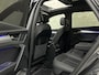 Audi Q5 300pk Hybrid S-Line | Luchtvering | Panorama | ACC | B&O Sound | Massage | Trekhaak | Matrix-LED | Head-Up | Sfeerverlichting | Leder | ISO-Glas | 3-Zone Clima | Standkachel | Bekerhouder Koeling/Verwarming | Stoelverwarming V+A | Zwarte Hemel | Carplay | Zonwering |