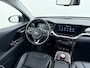 Kia Niro EV e-Niro 204pk AUT. ExecutiveLine 64kWh SOH 100% Fase 3 Warmtepomp Leder Elek.Stoel+Memory JBL®-Audio Navi Ecc Camera Apple Carplay Android Auto Adap.Cruise Pdc Stoelverwarming+Koeling Stuurverwarming Lmv Privacy Glas DAB Vess Lane Assist Blind Spot Origineel Nederlandse Auto Dealeronderhouden