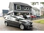 Peugeot 308 Style 110 Pk Benzine 5-Deurs * KJK-71-X * Hele Mooie ! * Navigatie * Climate & Cruise Control * Achteruitrij Parkeer Camera * DAB Radio * L.M. Velgen * Vingerhoets; Vierde Generatie Eersteklas Service. Al meer dan 100 jaar een begrip in de Brabantse Kempen.