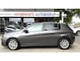 Peugeot 308 Style 110 Pk Benzine 5-Deurs * KJK-71-X * Hele Mooie ! * Navigatie * Climate & Cruise Control * Achteruitrij Parkeer Camera * DAB Radio * L.M. Velgen * Vingerhoets; Vierde Generatie Eersteklas Service. Al meer dan 100 jaar een begrip in de Brabantse Kempen.