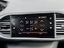 Peugeot 308 Style 110 Pk Benzine 5-Deurs * KJK-71-X * Hele Mooie ! * Navigatie * Climate & Cruise Control * Achteruitrij Parkeer Camera * DAB Radio * L.M. Velgen * Vingerhoets; Vierde Generatie Eersteklas Service. Al meer dan 100 jaar een begrip in de Brabantse Kempen.