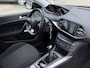 Peugeot 308 Style 110 Pk Benzine 5-Deurs * KJK-71-X * Hele Mooie ! * Navigatie * Climate & Cruise Control * Achteruitrij Parkeer Camera * DAB Radio * L.M. Velgen * Vingerhoets; Vierde Generatie Eersteklas Service. Al meer dan 100 jaar een begrip in de Brabantse Kempen.