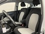 Hyundai i10 1.0 Premium NAVIGATIE | LICHTMETALEN VELGEN | CLIMATE CONTROL