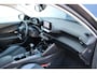 Peugeot 2008 1.2 PureTech 100pk Allure Airco Navi Camera Carplay Dealer onderhouden