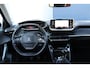 Peugeot 2008 1.2 PureTech 100pk Allure Airco Navi Camera Carplay Dealer onderhouden