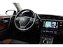Toyota Auris Touring Sports 1.8 Hybrid Executive | Trekhaak | Navigatie | Stoelverwarming | LED | Parkeersensoren voor/achter | Keyless | Cruise Control | Clima | Camera | Rijstrooksensor | 16 inch | Bluetooth