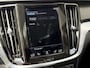 Volvo V60 2.0 B3 Momentum Advantage / Automaat / NL-Auto / Dealer-Onderhouden / Pilot-Assist / Adaptieve Cruise-Control / Stoel-/Stuurverwarming / Elektr.-Wegklapbare Trekhaak / Draadloze-Telefoonlader / Climate-Control / Standkachel / Keyless / LED / Apple-Carplay & Android-Auto / DAB Radio-Bluetooth / Navi / PDC V+A met Camera / 18'' LMV / ENZ.