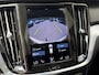 Volvo V60 2.0 B3 Momentum Advantage / Automaat / NL-Auto / Dealer-Onderhouden / Pilot-Assist / Adaptieve Cruise-Control / Stoel-/Stuurverwarming / Elektr.-Wegklapbare Trekhaak / Draadloze-Telefoonlader / Climate-Control / Standkachel / Keyless / LED / Apple-Carplay & Android-Auto / DAB Radio-Bluetooth / Navi / PDC V+A met Camera / 18'' LMV / ENZ.