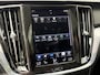 Volvo V60 2.0 B3 Momentum Advantage / Automaat / NL-Auto / Dealer-Onderhouden / Pilot-Assist / Adaptieve Cruise-Control / Stoel-/Stuurverwarming / Elektr.-Wegklapbare Trekhaak / Draadloze-Telefoonlader / Climate-Control / Standkachel / Keyless / LED / Apple-Carplay & Android-Auto / DAB Radio-Bluetooth / Navi / PDC V+A met Camera / 18'' LMV / ENZ.