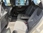 Volvo V60 2.0 B3 Momentum Advantage / Automaat / NL-Auto / Dealer-Onderhouden / Pilot-Assist / Adaptieve Cruise-Control / Stoel-/Stuurverwarming / Elektr.-Wegklapbare Trekhaak / Draadloze-Telefoonlader / Climate-Control / Standkachel / Keyless / LED / Apple-Carplay & Android-Auto / DAB Radio-Bluetooth / Navi / PDC V+A met Camera / 18'' LMV / ENZ.