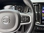 Volvo V60 2.0 B3 Momentum Advantage / Automaat / NL-Auto / Dealer-Onderhouden / Pilot-Assist / Adaptieve Cruise-Control / Stoel-/Stuurverwarming / Elektr.-Wegklapbare Trekhaak / Draadloze-Telefoonlader / Climate-Control / Standkachel / Keyless / LED / Apple-Carplay & Android-Auto / DAB Radio-Bluetooth / Navi / PDC V+A met Camera / 18'' LMV / ENZ.