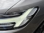 Volvo V60 2.0 B3 Momentum Advantage / Automaat / NL-Auto / Dealer-Onderhouden / Pilot-Assist / Adaptieve Cruise-Control / Stoel-/Stuurverwarming / Elektr.-Wegklapbare Trekhaak / Draadloze-Telefoonlader / Climate-Control / Standkachel / Keyless / LED / Apple-Carplay & Android-Auto / DAB Radio-Bluetooth / Navi / PDC V+A met Camera / 18'' LMV / ENZ.