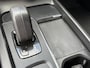 Volvo V60 2.0 B3 Momentum Advantage / Automaat / NL-Auto / Dealer-Onderhouden / Pilot-Assist / Adaptieve Cruise-Control / Stoel-/Stuurverwarming / Elektr.-Wegklapbare Trekhaak / Draadloze-Telefoonlader / Climate-Control / Standkachel / Keyless / LED / Apple-Carplay & Android-Auto / DAB Radio-Bluetooth / Navi / PDC V+A met Camera / 18'' LMV / ENZ.