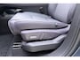 Leapmotor C10 Design REEV 28.4 kWh | Nieuwe auto | Gecombineerde actieradius WLTP 974km | 1500 kg Trekgewicht | Diverse kleuren leverbaar | Full options | Stuurverwarming | Stoelverwarming en koeling | Elektrisch verstelbare voorstoelen | Navigatie | Keyless entry & start | 20 inch lichtmetalen velgen | Led verlichting