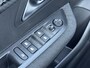 Peugeot 208 Business 1.2 Hybrid 110pk e-DCS6 | AUTOMAAT | APPLE CARPLAY / ANDROID AUTO | NAVI | CAMERA | PARKEERSENSOREN V + A |