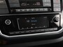 Volkswagen Up! 1.0 R-Line 65 pk | Cruise control | Camera | Climate control | 17 inch Velgen