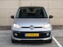 Volkswagen Up! 1.0 R-Line 65 pk | Cruise control | Camera | Climate control | 17 inch Velgen