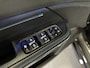 Lynk & Co 01 1.5 | Black Pakket | Panoramadak | Zwarte hemel | Stuurwielverwarming | Trekhaak | Adaptive Cruise Control | Keyless | Elektrische Bestuurdersstoel + Geheugen | Parkeersensoren | Apple Carplay |
