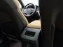 Volvo XC60 T6 AWD 350pk Plus Dark / Luchtvering / geventileerde stoelen / Amber interieur / Panorama dak / Voorruit verwarming /