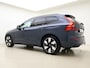 Volvo XC60 T6 AWD 350pk Plus Dark / Luchtvering / geventileerde stoelen / Amber interieur / Panorama dak / Voorruit verwarming /