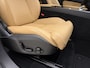 Volvo XC60 T6 AWD 350pk Plus Dark / Luchtvering / geventileerde stoelen / Amber interieur / Panorama dak / Voorruit verwarming /