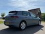 Volkswagen Golf 1.5 TSI Life Business / Virtual Cockpit / 1e Eigenaar / Alcantara / Stuur-/Stoelverwarming / Sfeerverlichting /