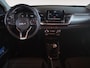 Kia Stonic 1.0 T-GDi MHEV DynamicPlusLine | Navigatie | Climate control | Stoel + Stuur verwarming | Parkeer camera achter