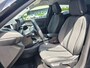 Peugeot e-2008 EV Allure Pack 50 kWh Parkeercamera | Carplay / Android Auto | Adaptive cruise control