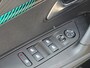 Peugeot e-2008 EV Allure Pack 50 kWh Parkeercamera | Carplay / Android Auto | Adaptive cruise control