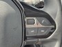 Peugeot e-2008 EV Allure Pack 50 kWh Parkeercamera | Carplay / Android Auto | Adaptive cruise control