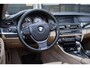 BMW 5-Serie 528i High Executive Pano HUD NAP Trekhaak Cruise Leder