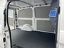 Mercedes-Benz Vito 116 CDI Lang / Trekhaak / Airco / Parkeersensoren / Cruise control / 3 Zits / Achterdeuren