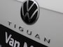 Volkswagen Tiguan 1.4 TSI eHybrid R-Line Business+ 245 PK| Dealeronderhouden | Panoramadak | Trekhaak | Navigatie Pro | Achterklep Elektrisch | Head-Updisplay | Achteruitrijcamera | Stoelverwarming