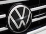 Volkswagen Tiguan 1.4 TSI eHybrid R-Line Business+ 245 PK| Dealeronderhouden | Panoramadak | Trekhaak | Navigatie Pro | Achterklep Elektrisch | Head-Updisplay | Achteruitrijcamera | Stoelverwarming