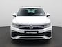 Volkswagen Tiguan 1.4 TSI eHybrid R-Line Business+ 245 PK| Dealeronderhouden | Panoramadak | Trekhaak | Navigatie Pro | Achterklep Elektrisch | Head-Updisplay | Achteruitrijcamera | Stoelverwarming