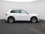 Volkswagen Tiguan 1.4 TSI eHybrid R-Line Business+ 245 PK| Dealeronderhouden | Panoramadak | Trekhaak | Navigatie Pro | Achterklep Elektrisch | Head-Updisplay | Achteruitrijcamera | Stoelverwarming