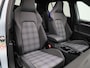 Volkswagen Golf 1.5 eHybrid GTE 272 PK| Panoramadak | DCC | Head-Updisplay | LED Matrix | Navigatie | Achteruitrijcamera | Black Style