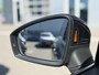 Volkswagen Tiguan 1.5 TSI R-Line Business+ | Panoramadak | Matrix lampen | Dodehoek Detectie | Keyless | Winterpakket | Zwenkbare Trekhaak | Achteruitrijcamera |